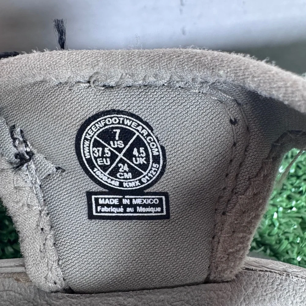 Keen whisper waterproof